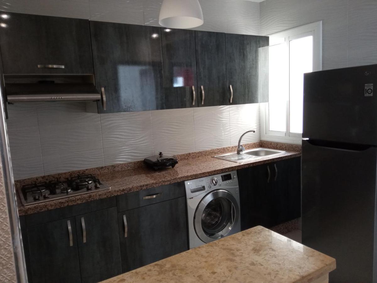 Solmar 1 Apartment Martil Bagian luar foto